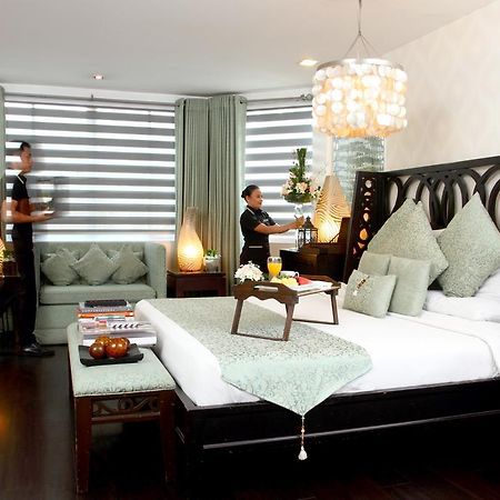 The Sulo Riviera Hotel Кесон Сити Екстериор снимка