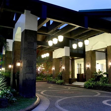 The Sulo Riviera Hotel Кесон Сити Екстериор снимка