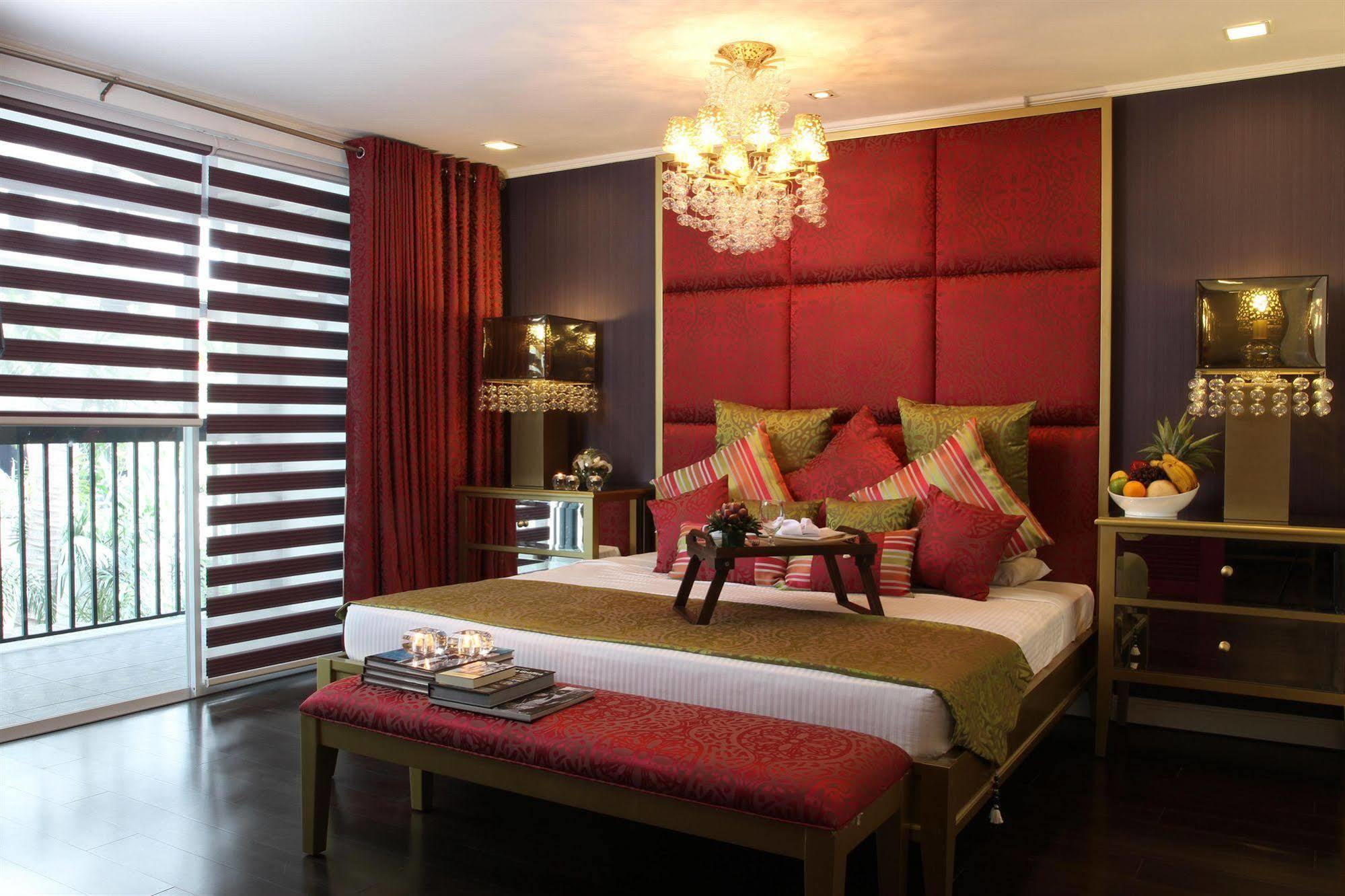 The Sulo Riviera Hotel Кесон Сити Екстериор снимка